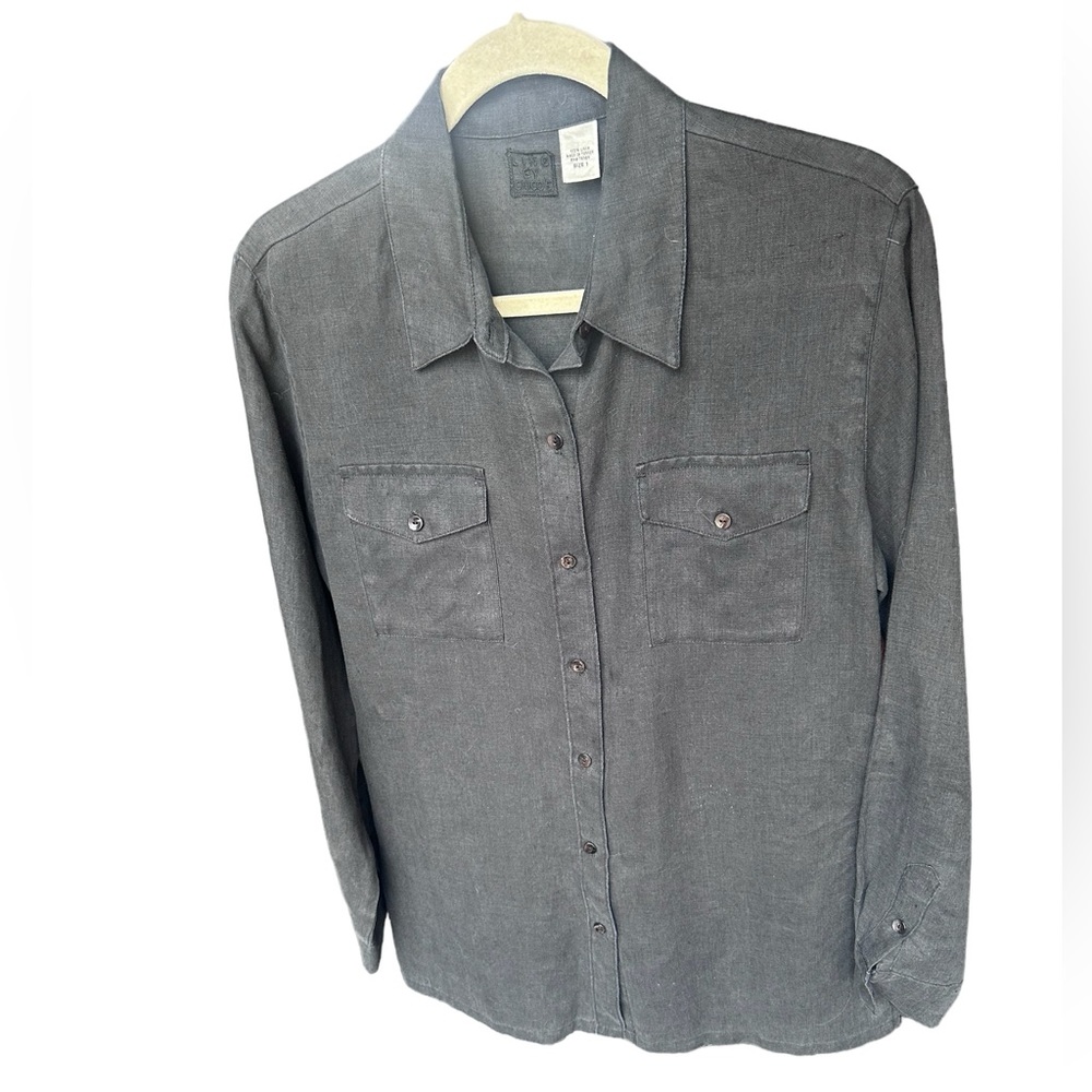 Chico's Button-Down Shirt in Black